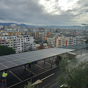 Zgjidhje te personalizuara per montim panelesh ne vend-parkimi Zgjidhje te personalizuara per montim panelesh ne vend-parkimi